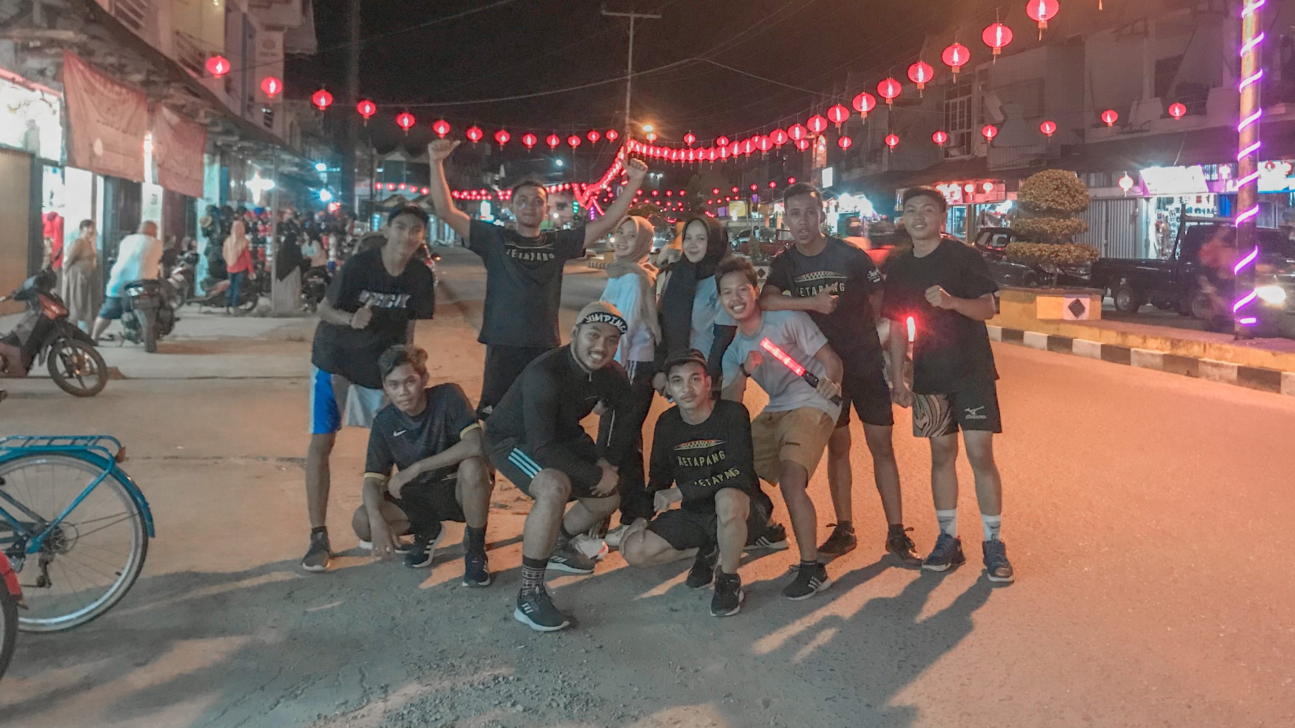 BiakBecicak crew picture